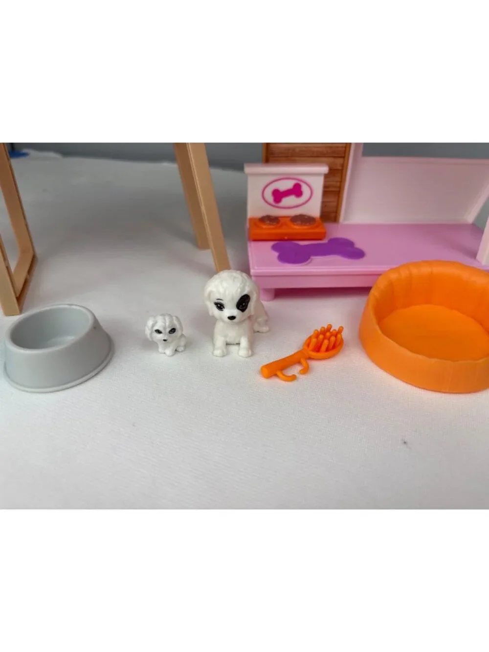Barbie Pet Boutique Doghouse Playset Toy Grooming Station w/ Accessories Dogs